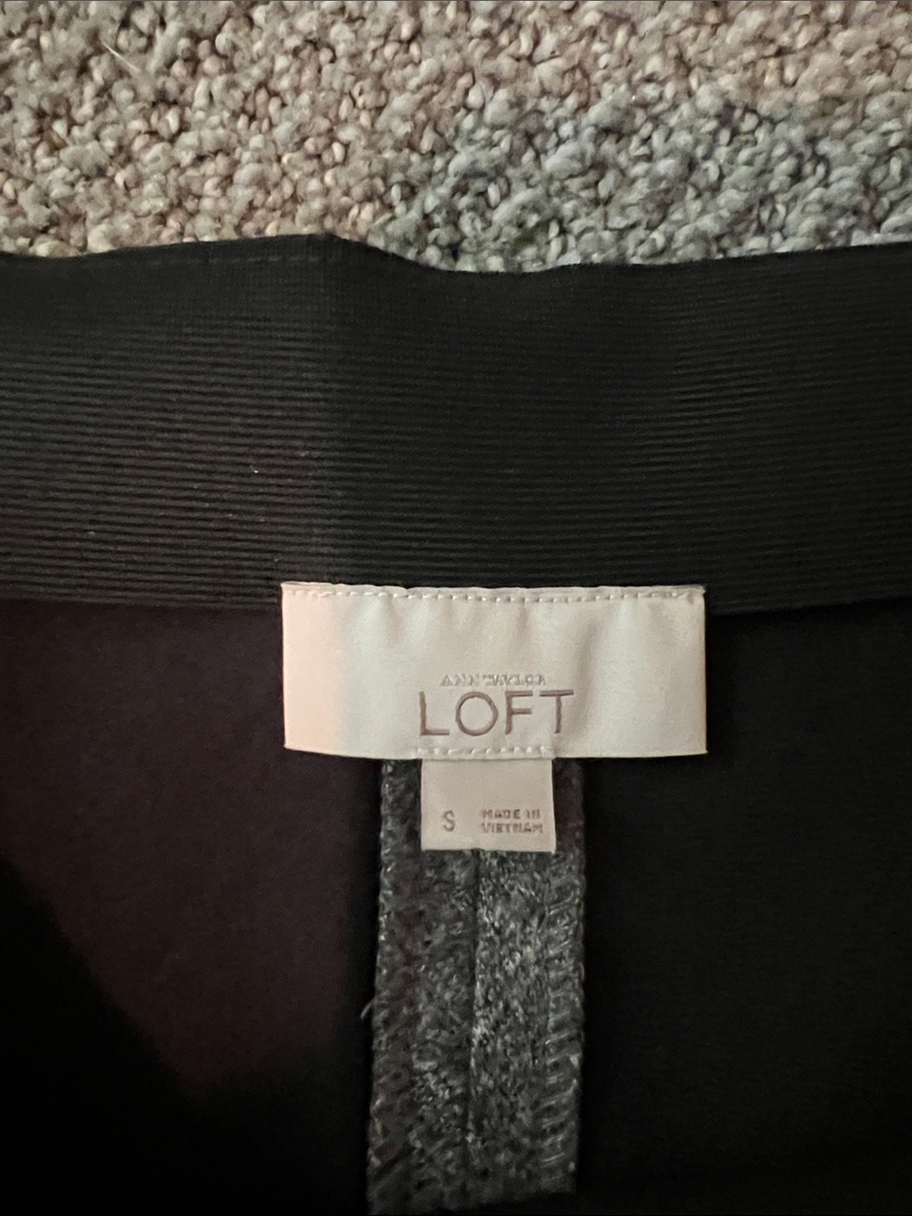 LOFT Heathered Gray A-Line Knit Skirt - Picture 2 of 3